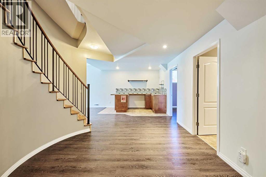 32 Evercreek Bluffs Crescent SW - photo 40