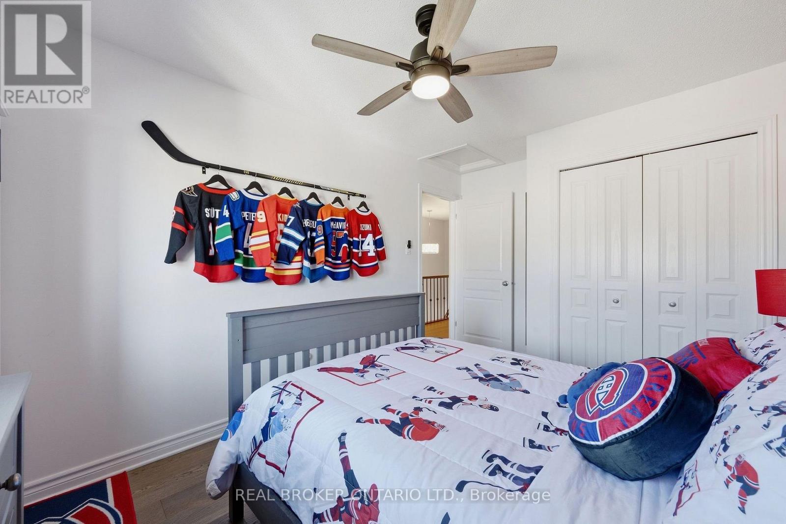 2221 ANGELICA AVENUE - 21