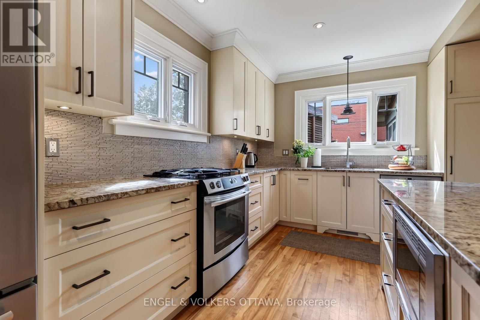 56 WILLARD STREET, Ottawa — photo 12