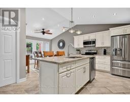 5668 Mahogony Harbour Lane, Ottawa, ON K4M1K9 Photo 15