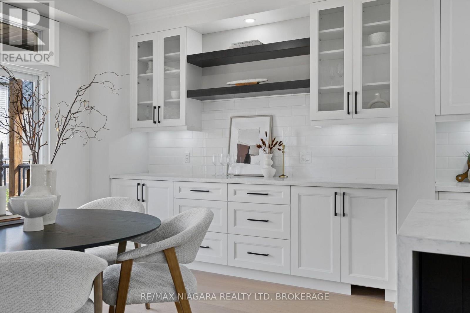 6136 CURLIN CRESCENT, Niagara Falls (Forestview) — photo 10