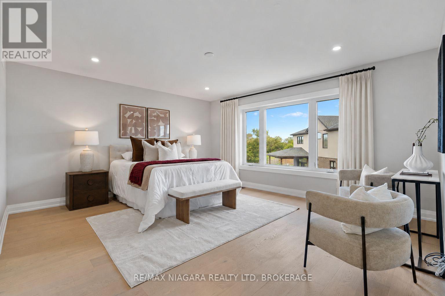 6136 CURLIN CRESCENT - 17