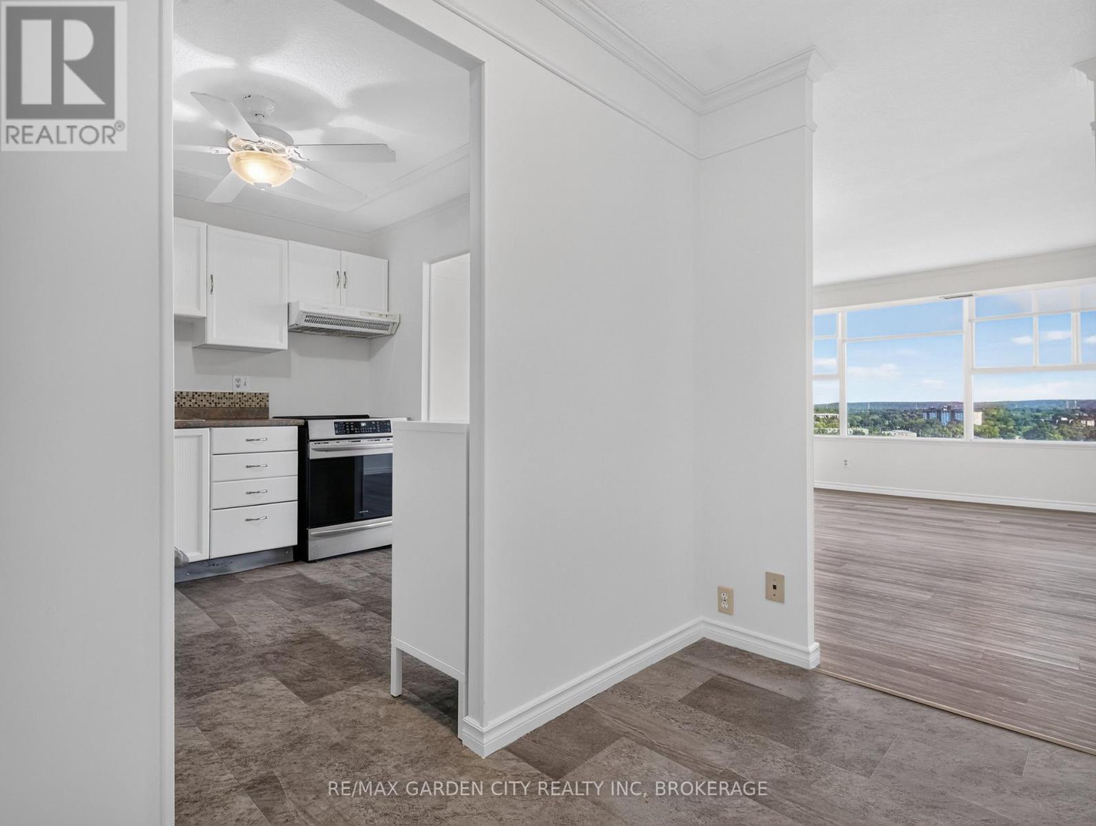 1107 - 7 GALE CRESCENT, St. Catharines (E. Chester) — photo 3
