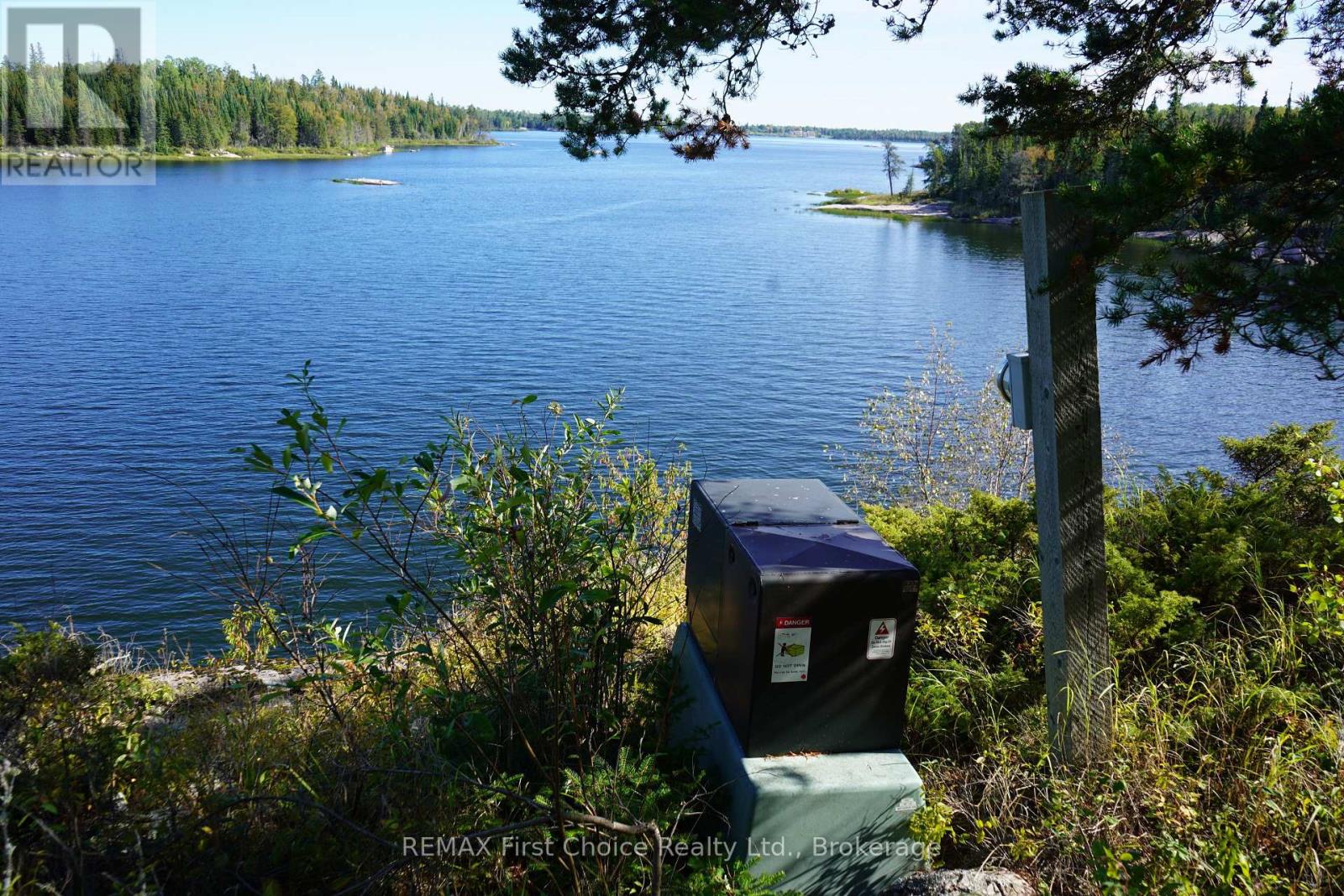 145 LITTLE SAND LAKE, Kenora Remote Area (Minaki-Winnepeg River)