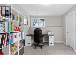 4pc Bathroom - 530 Sage Hill Grove Nw, Calgary, AB T3R0Z8 Photo 8