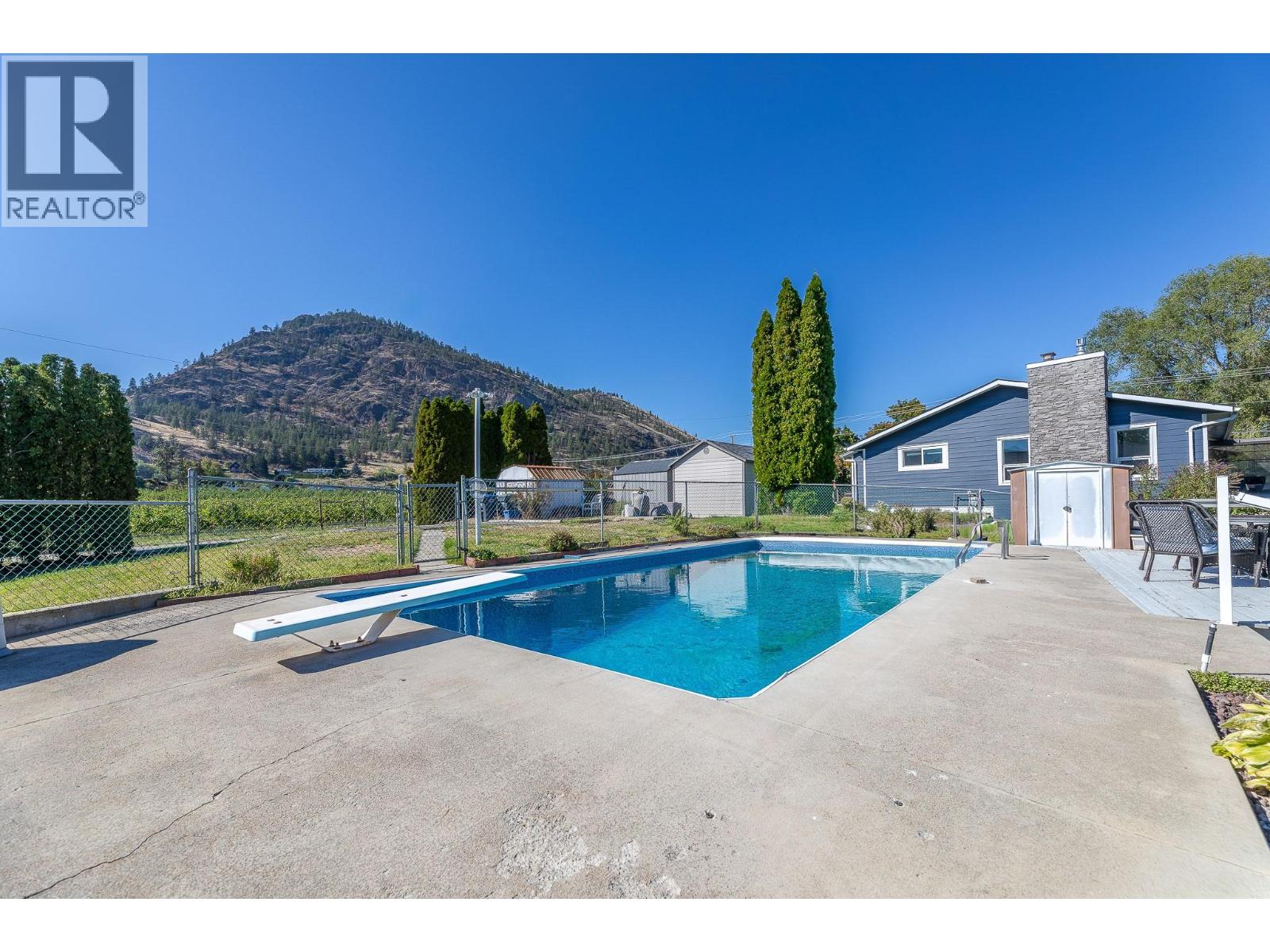  8820 Happy Valley Road, Summerland