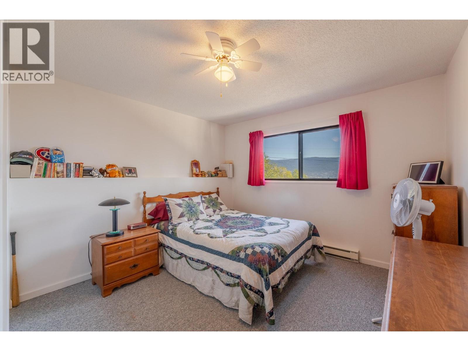  8820 Happy Valley Road, Summerland