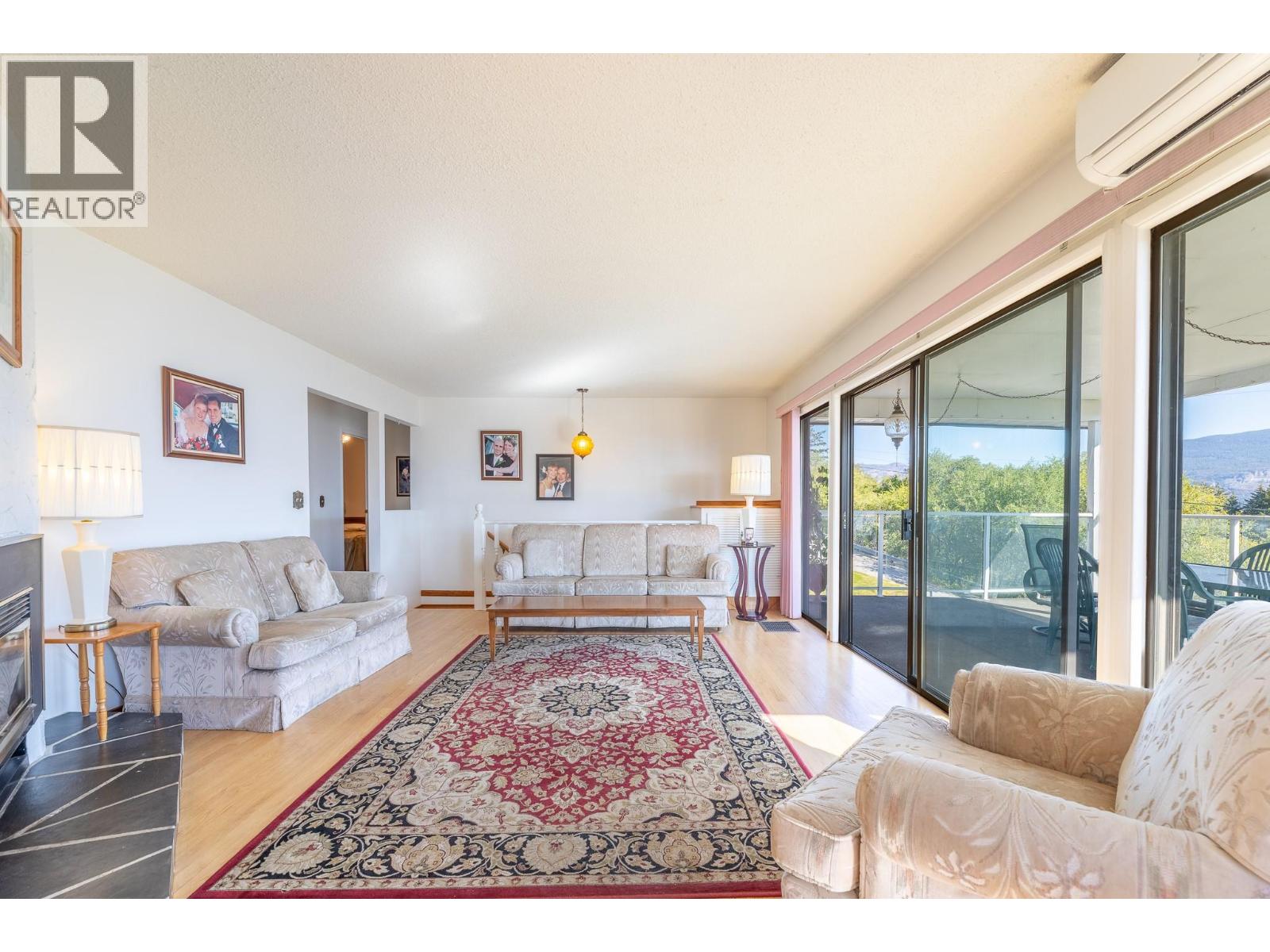  8820 Happy Valley Road, Summerland