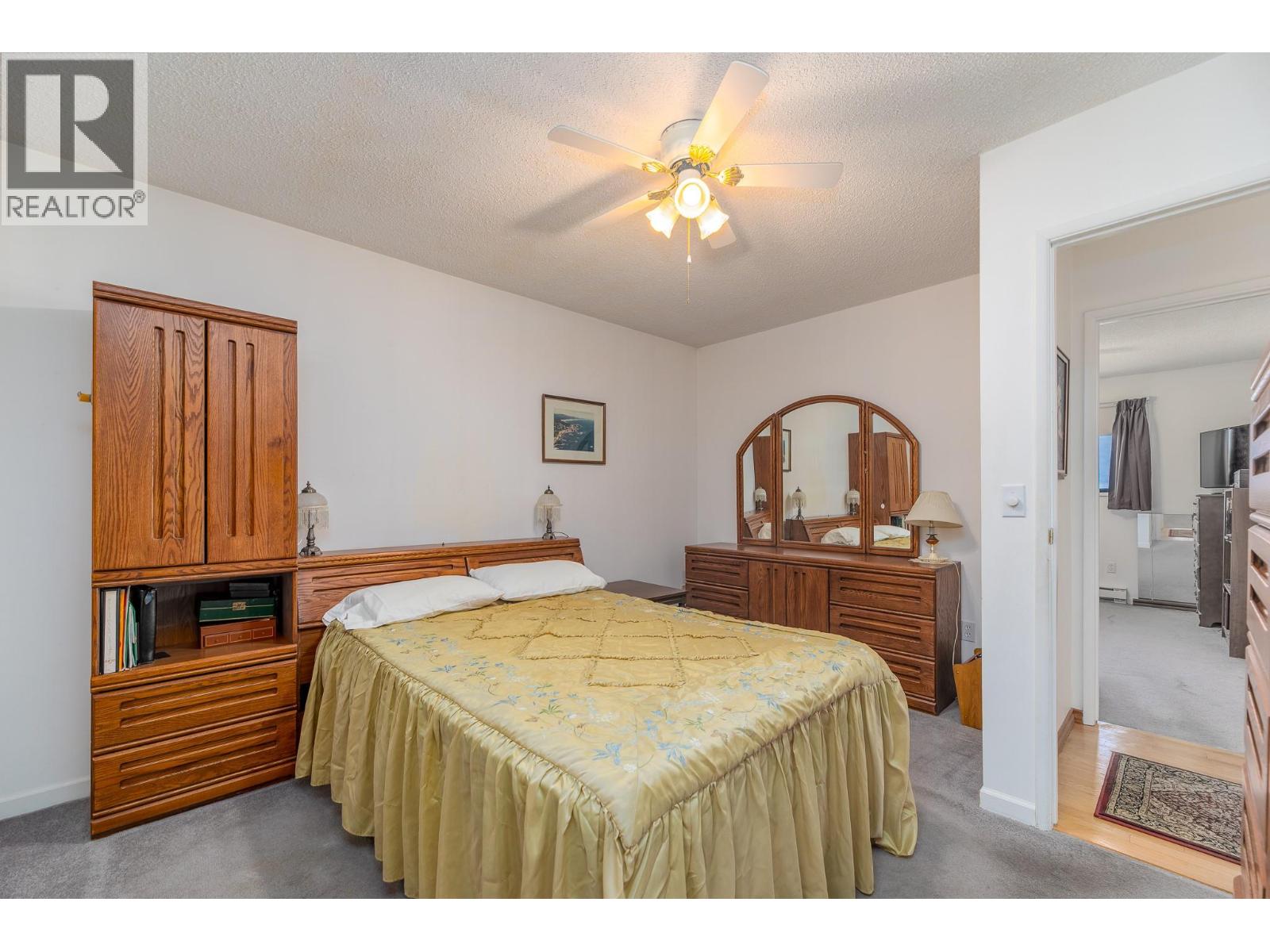  8820 Happy Valley Road, Summerland