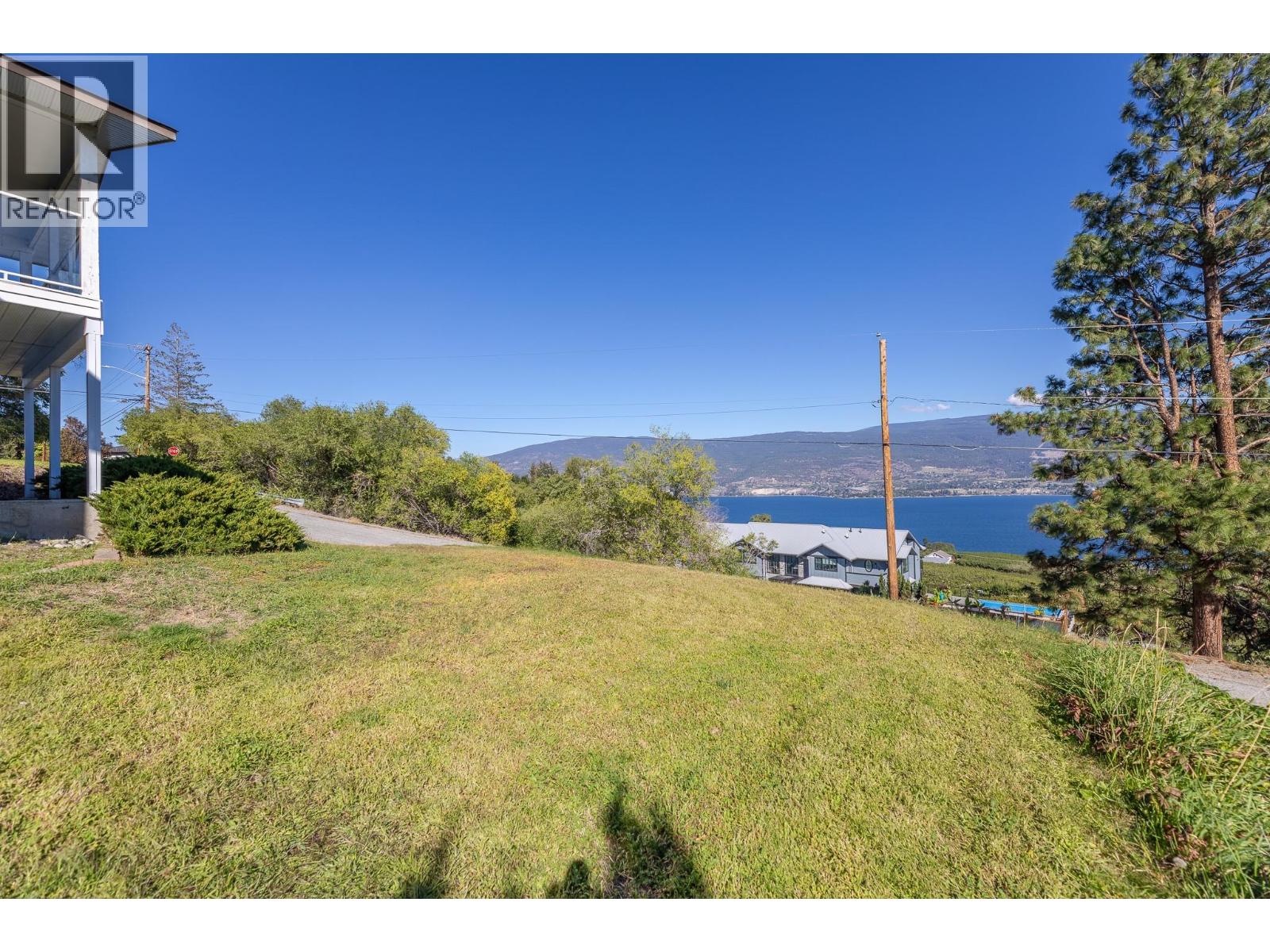  8820 Happy Valley Road, Summerland