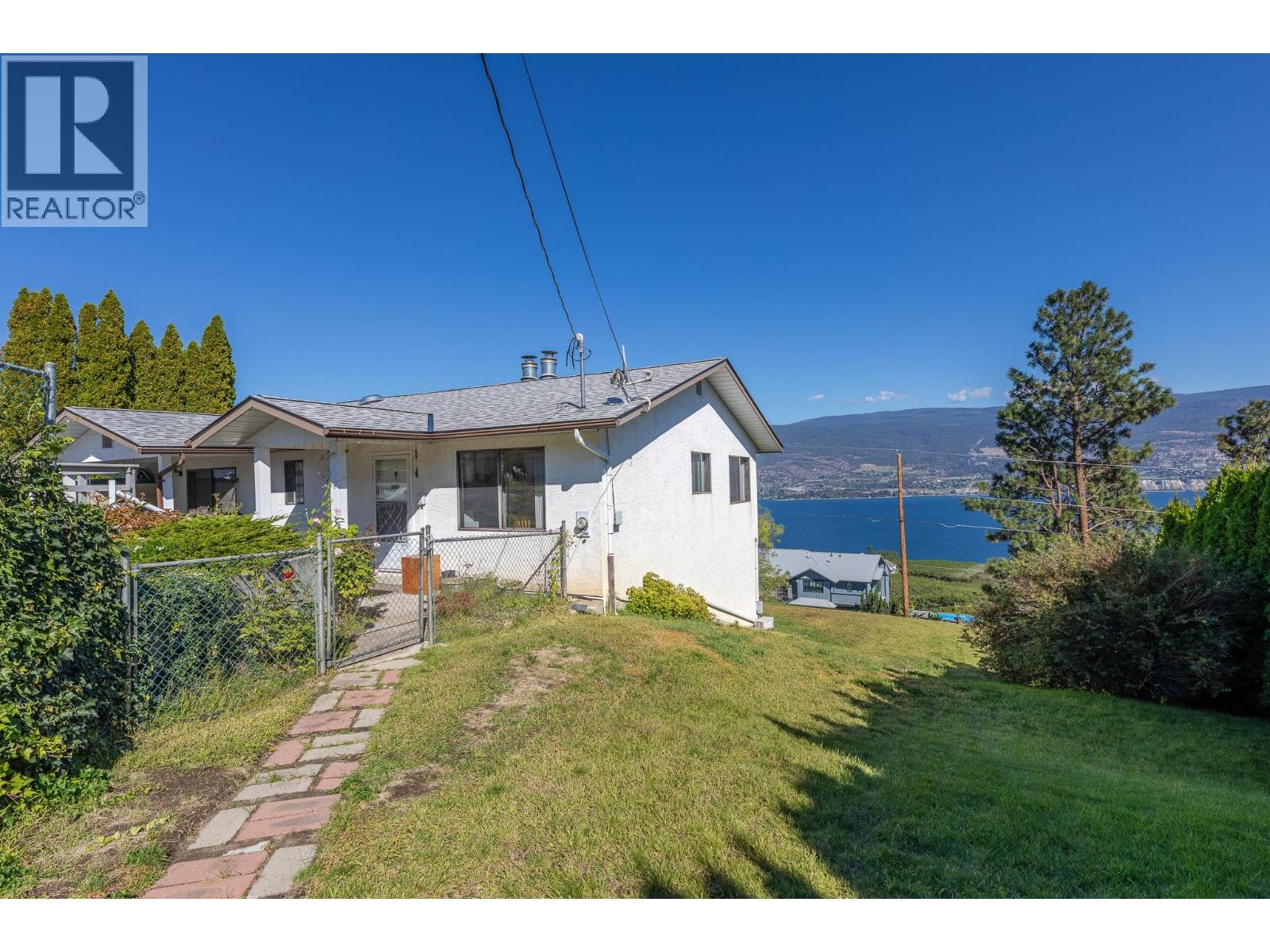  8820 Happy Valley Road, Summerland