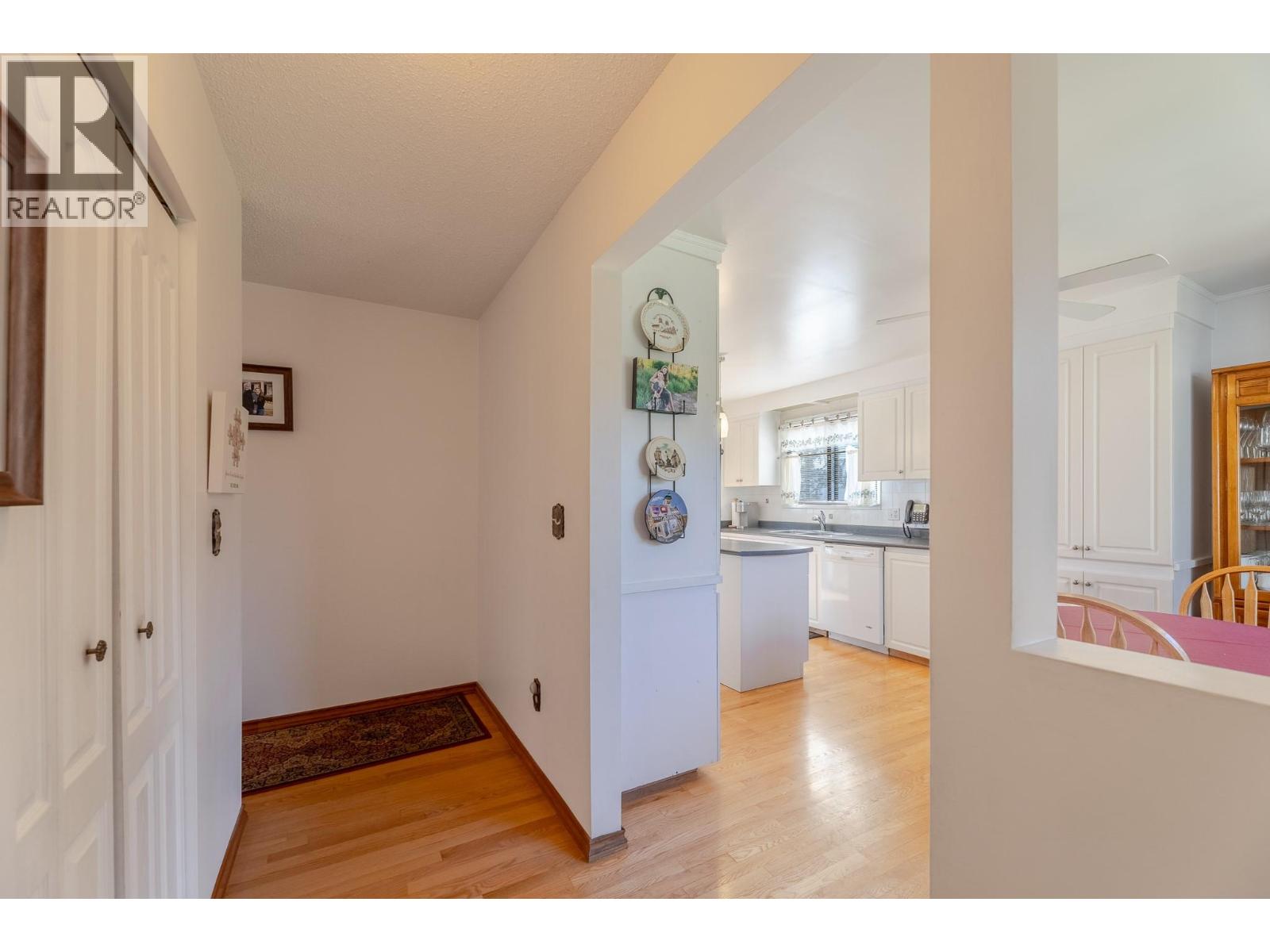  8820 Happy Valley Road, Summerland