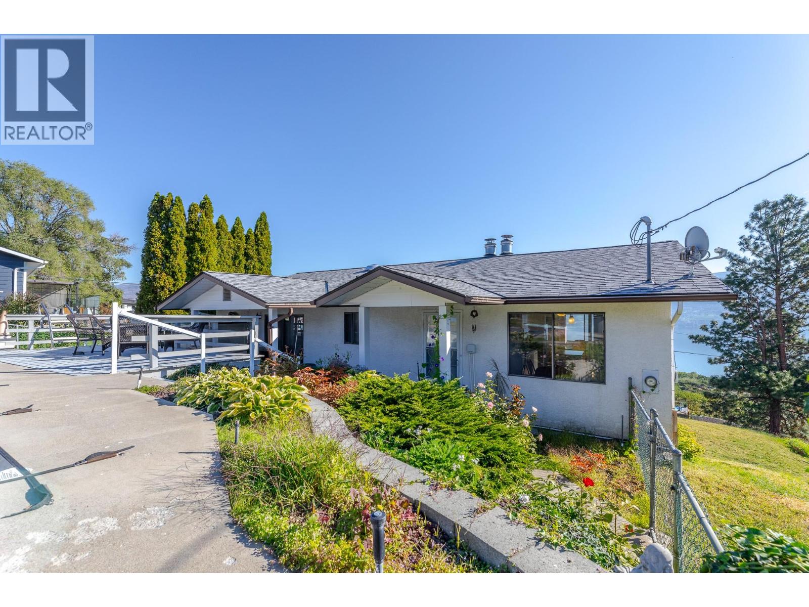  8820 Happy Valley Road, Summerland