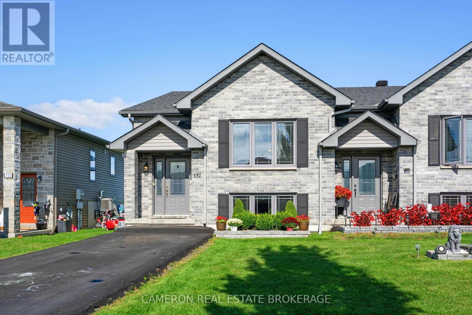 137 BELLWOOD DRIVE, Cornwall