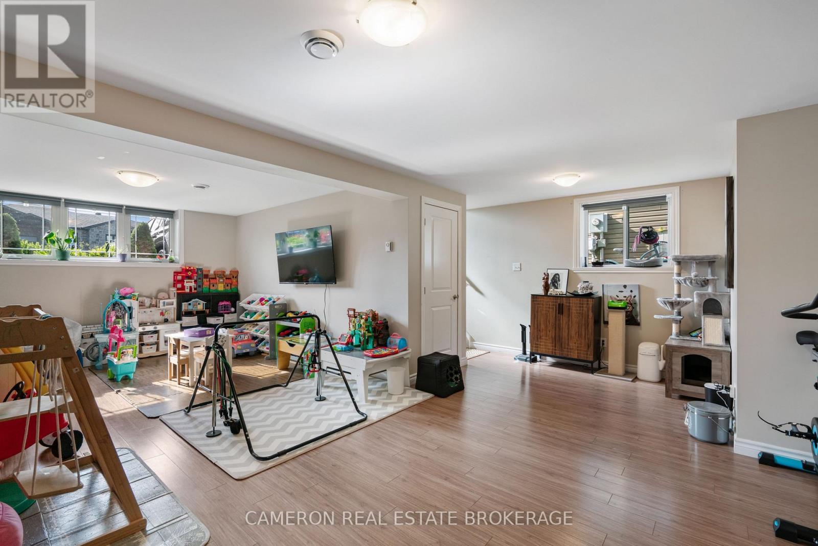 137 BELLWOOD DRIVE - Image 16
