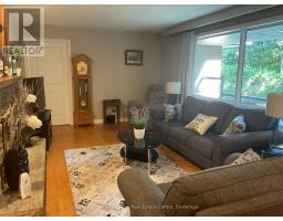 105 Wellington Street, Gravenhurst), ON P1P1B2 Photo 28
