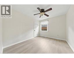Mud room - 433 Belvenia Road, Burlington, ON L7L1T2 Photo 7