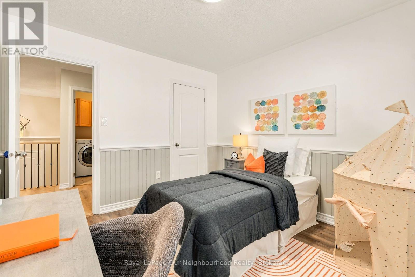38 WORDEN DRIVE - 25