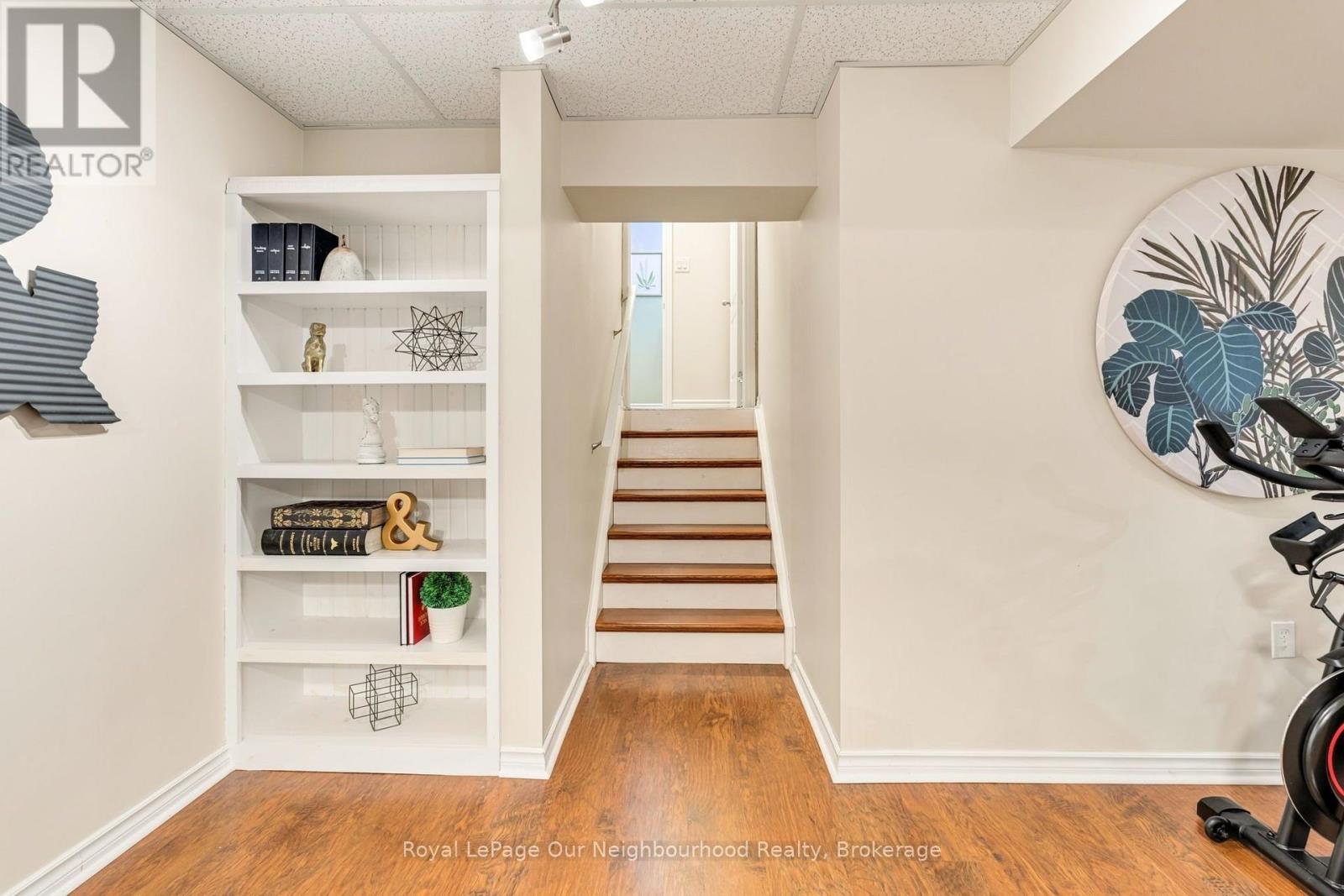 38 WORDEN DRIVE - 30