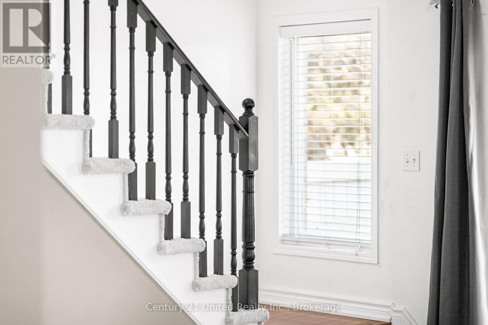 #16 1087 ORMOND DRIVE - Image 26
