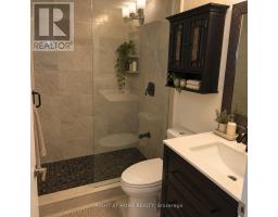905 - 5765 Yonge Street N, Toronto, ON M2M4H9 Photo 11