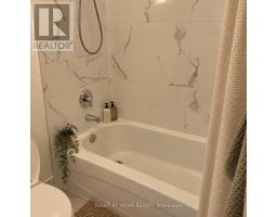 905 - 5765 Yonge Street N, Toronto, ON M2M4H9 Photo 13