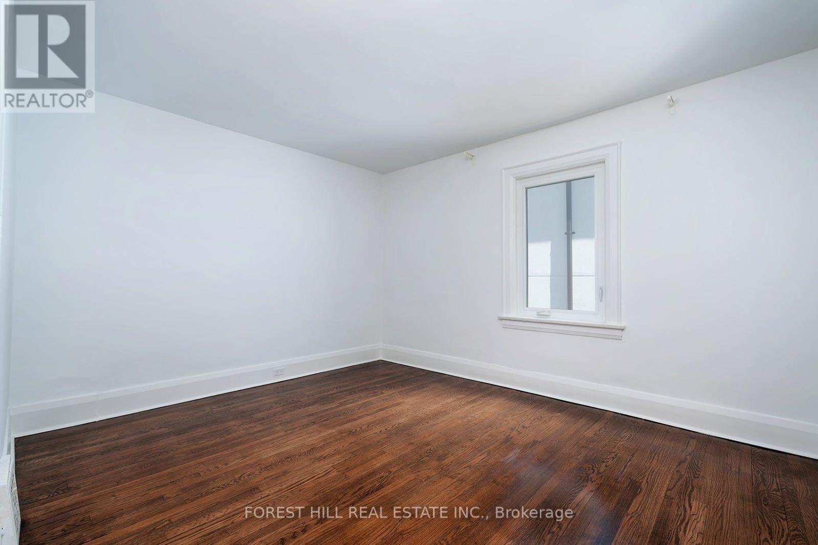 139 Craighurst Avenue — photo 27