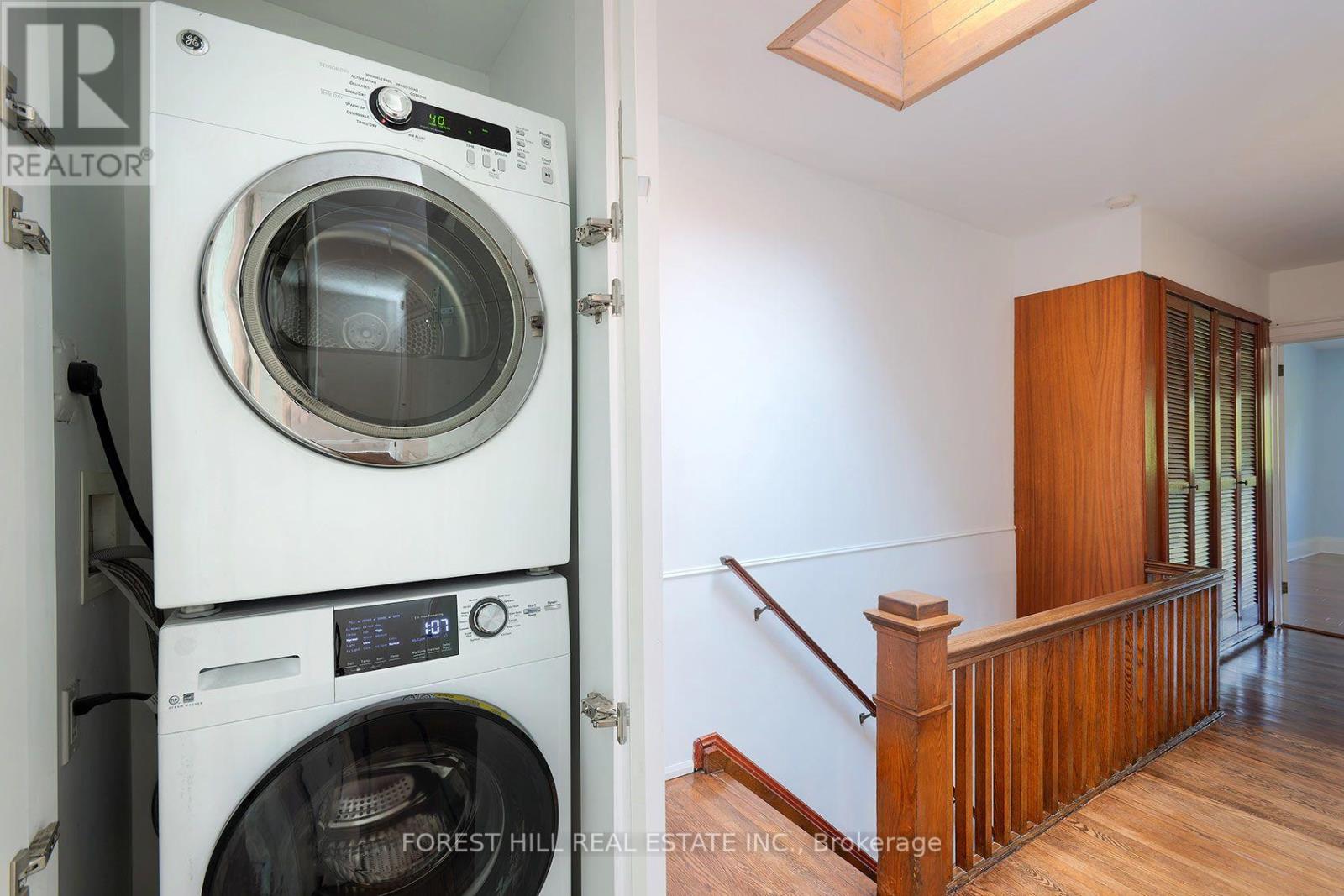 139 Craighurst Avenue — photo 34