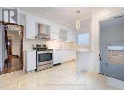 Living room - 139 Craighurst Avenue, Toronto, ON M4K1K1 Photo 11