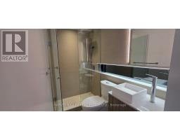 1103 - 215 Queen Street W, Toronto, ON M5V0P5 Photo 6