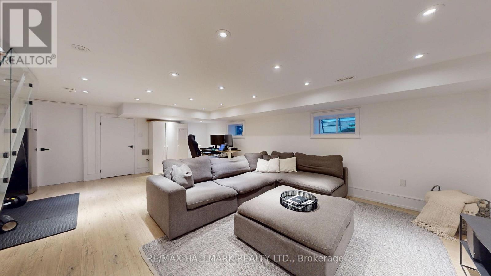 33 KIMBERLEY AVENUE - Image 34