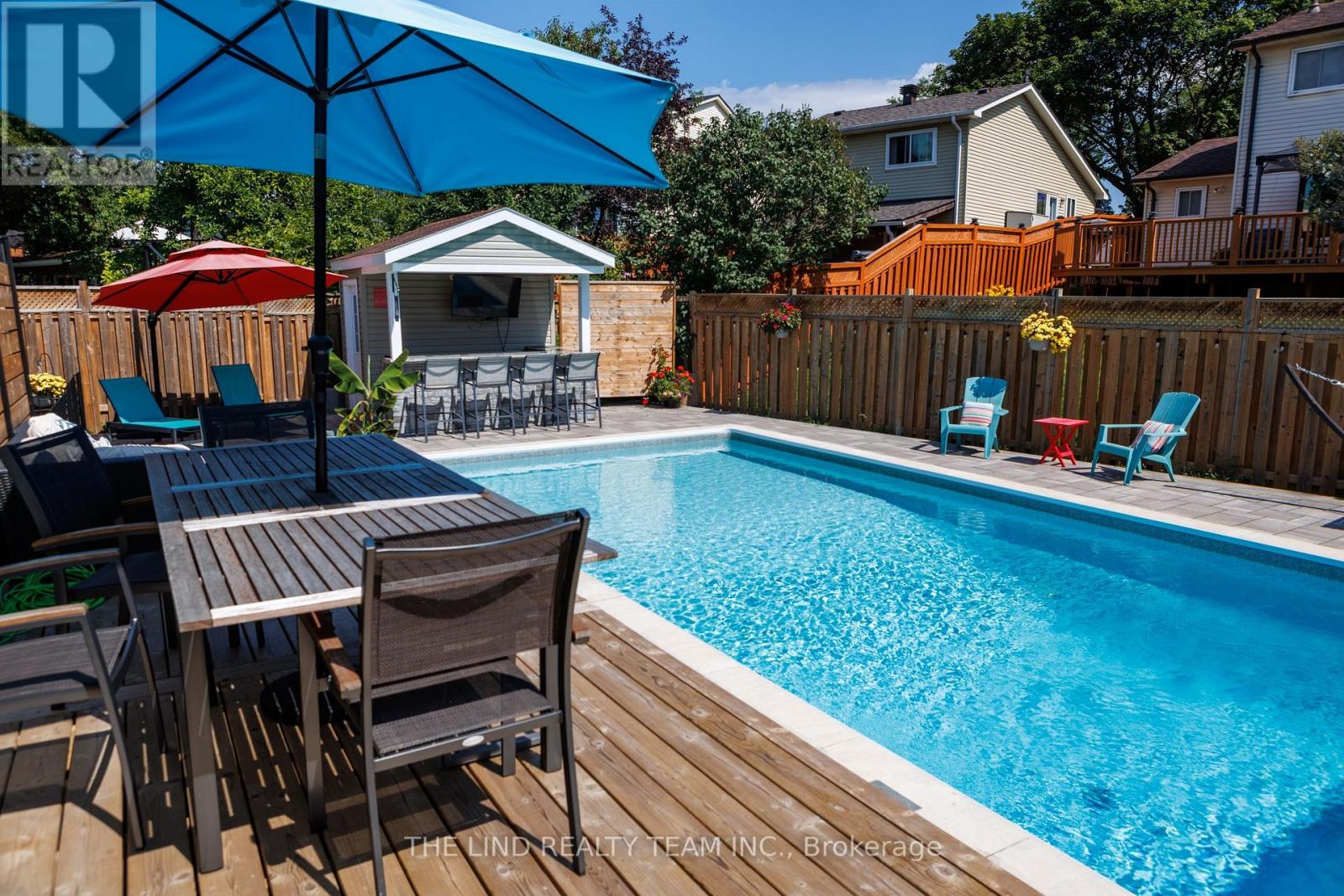 34 BANNER CRESCENT - 18