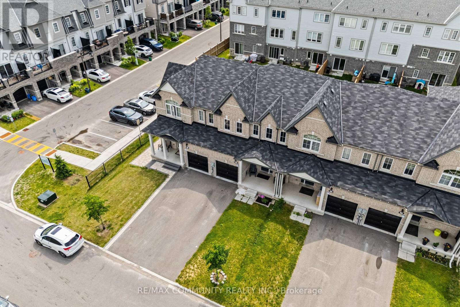 99 BILL HUTCHINSON CRESCENT - 10