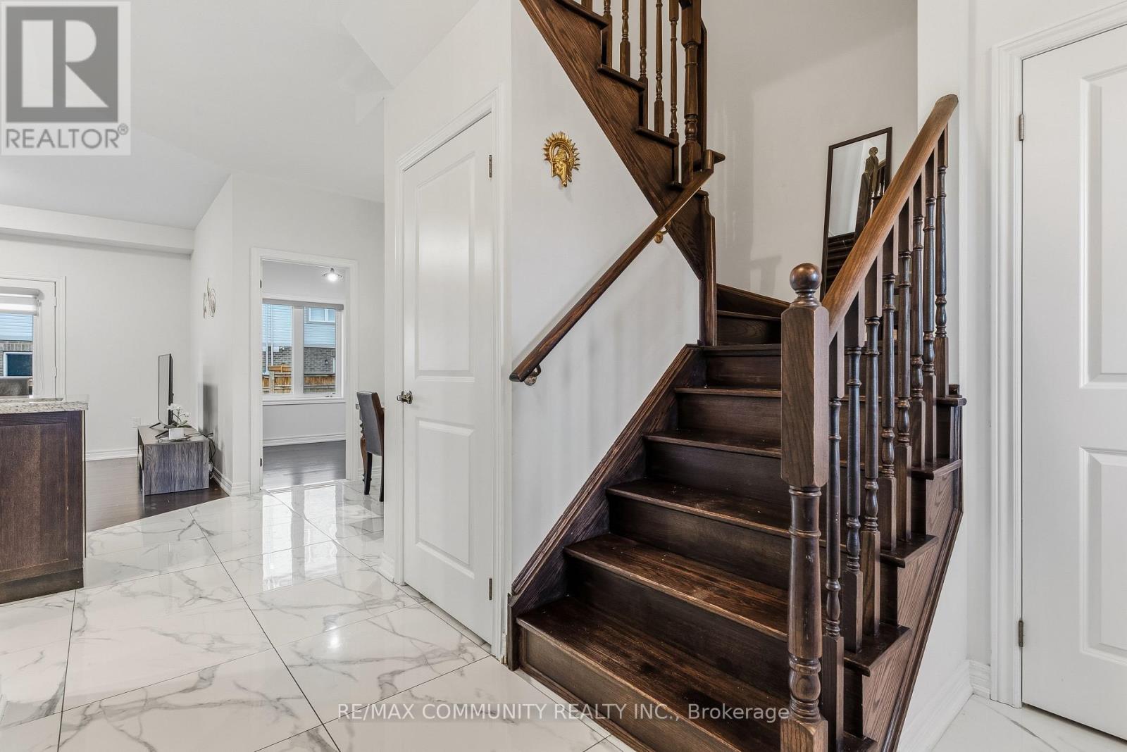 99 BILL HUTCHINSON CRESCENT - 22