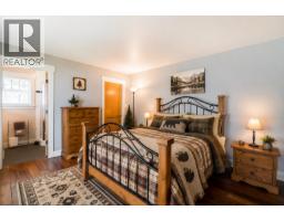 29 E Croker Island, North Vancouver, BC V0V0V0 Photo 21