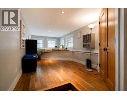 29 E Croker Island, North Vancouver, BC V0V0V0 Photo 27