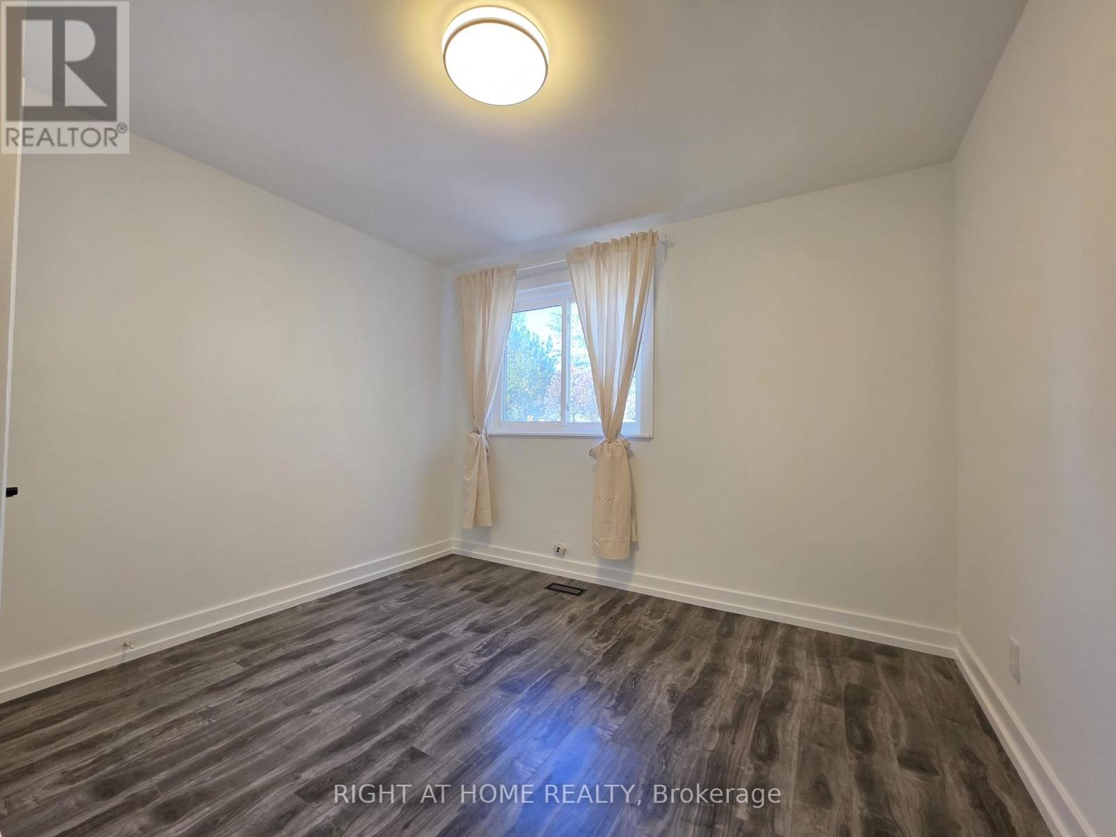274 MCCONVEY DRIVE, Richmond Hill (Crosby) — photo 5