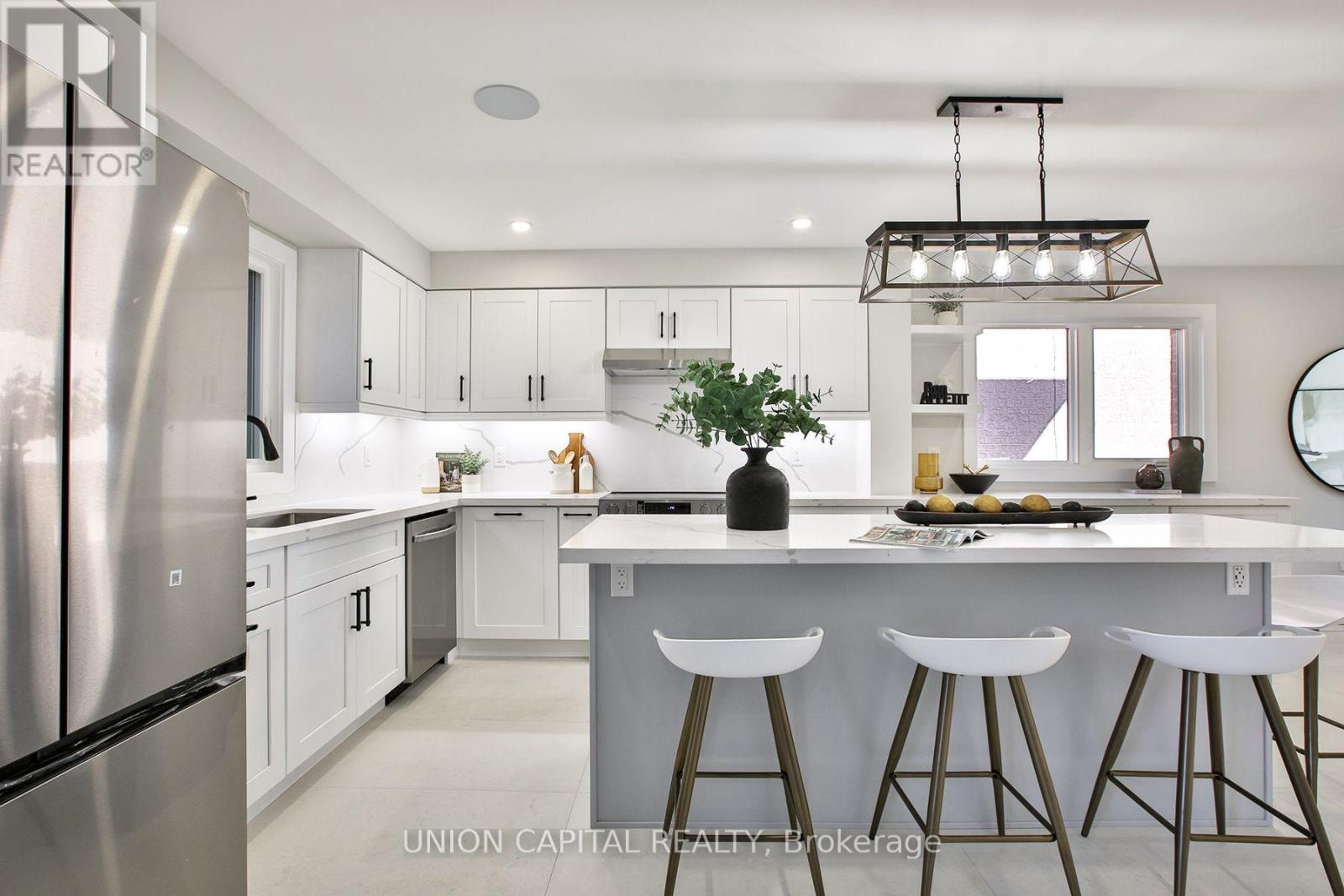 42 BAMBI CRESCENT - 14