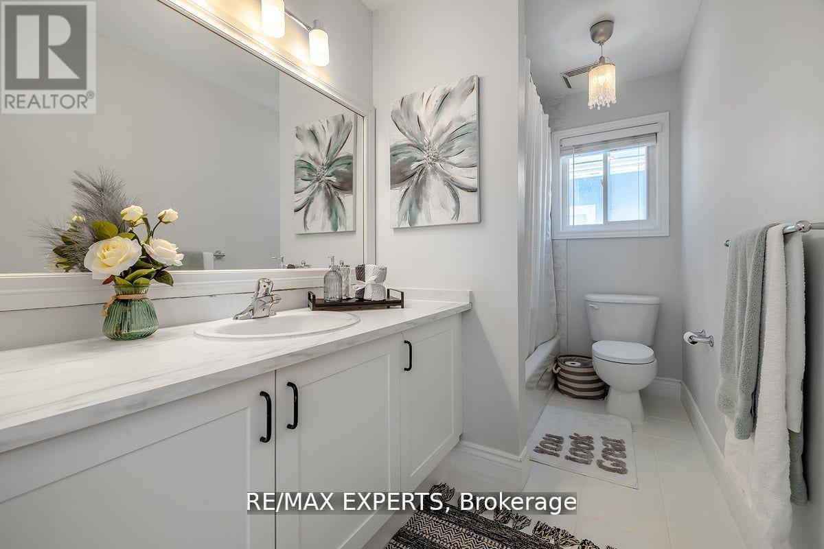 10 SNOWDEN AVENUE - 25