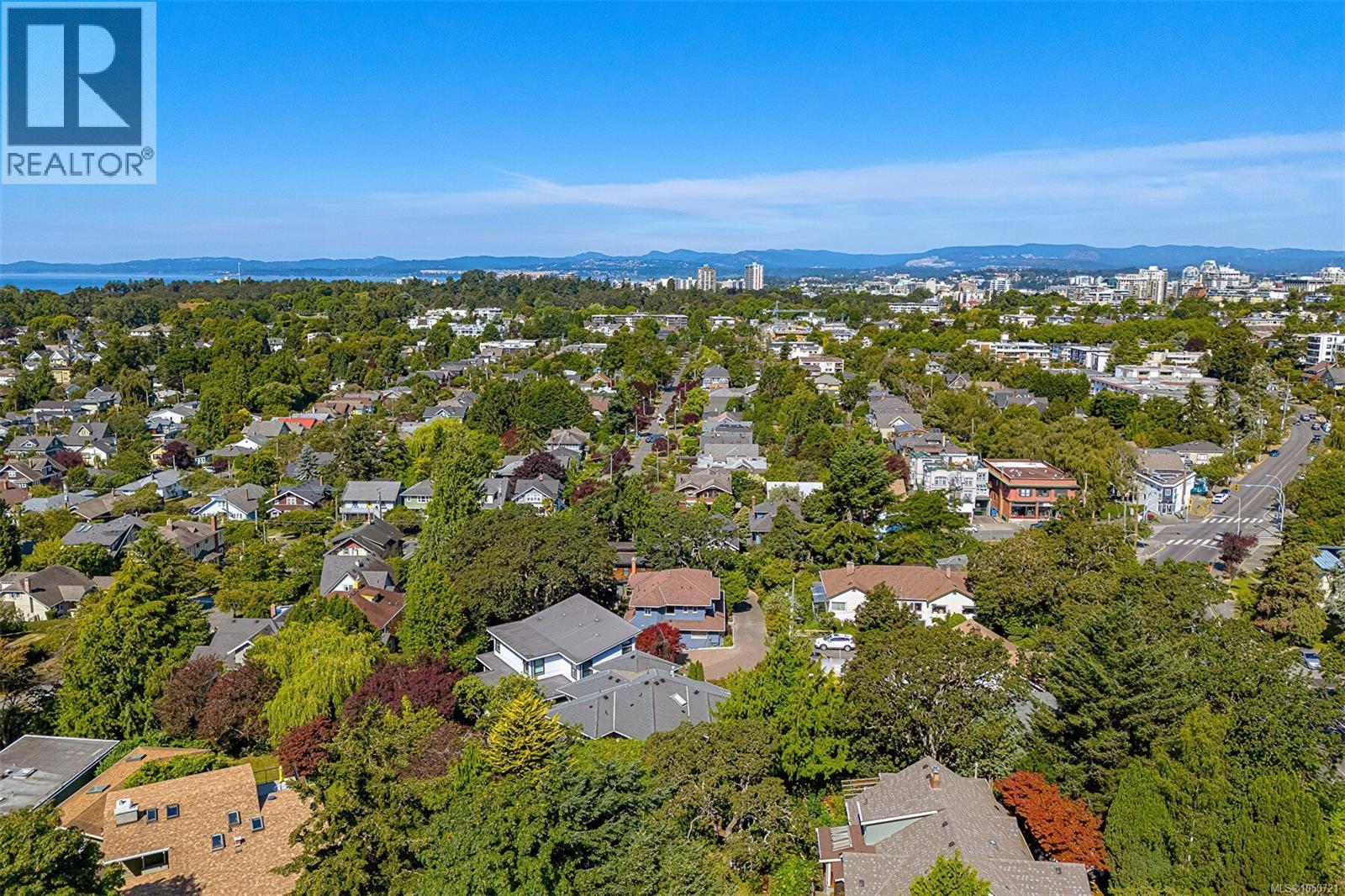  1 Briar Place, Victoria