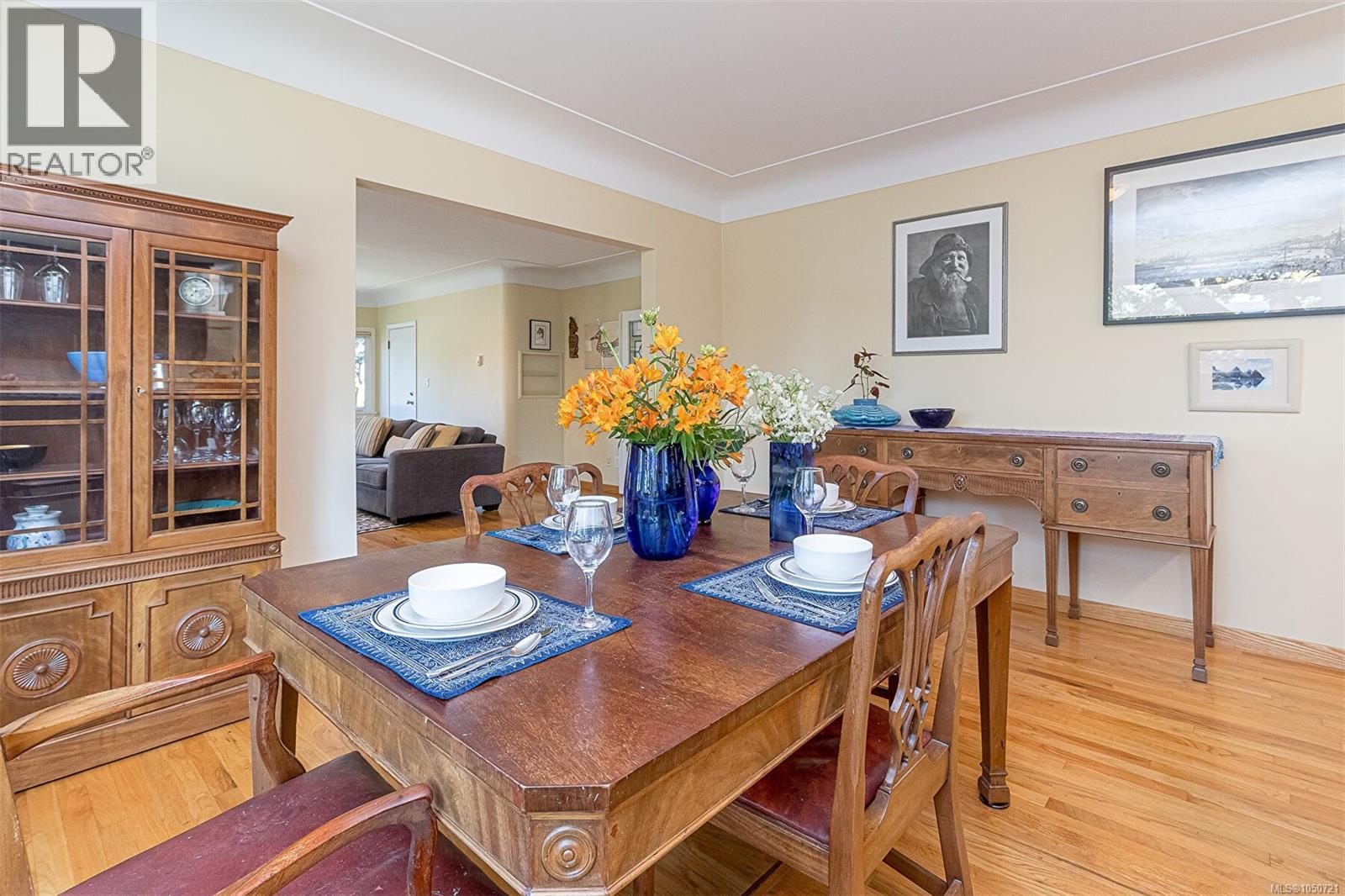  1 Briar Place, Victoria
