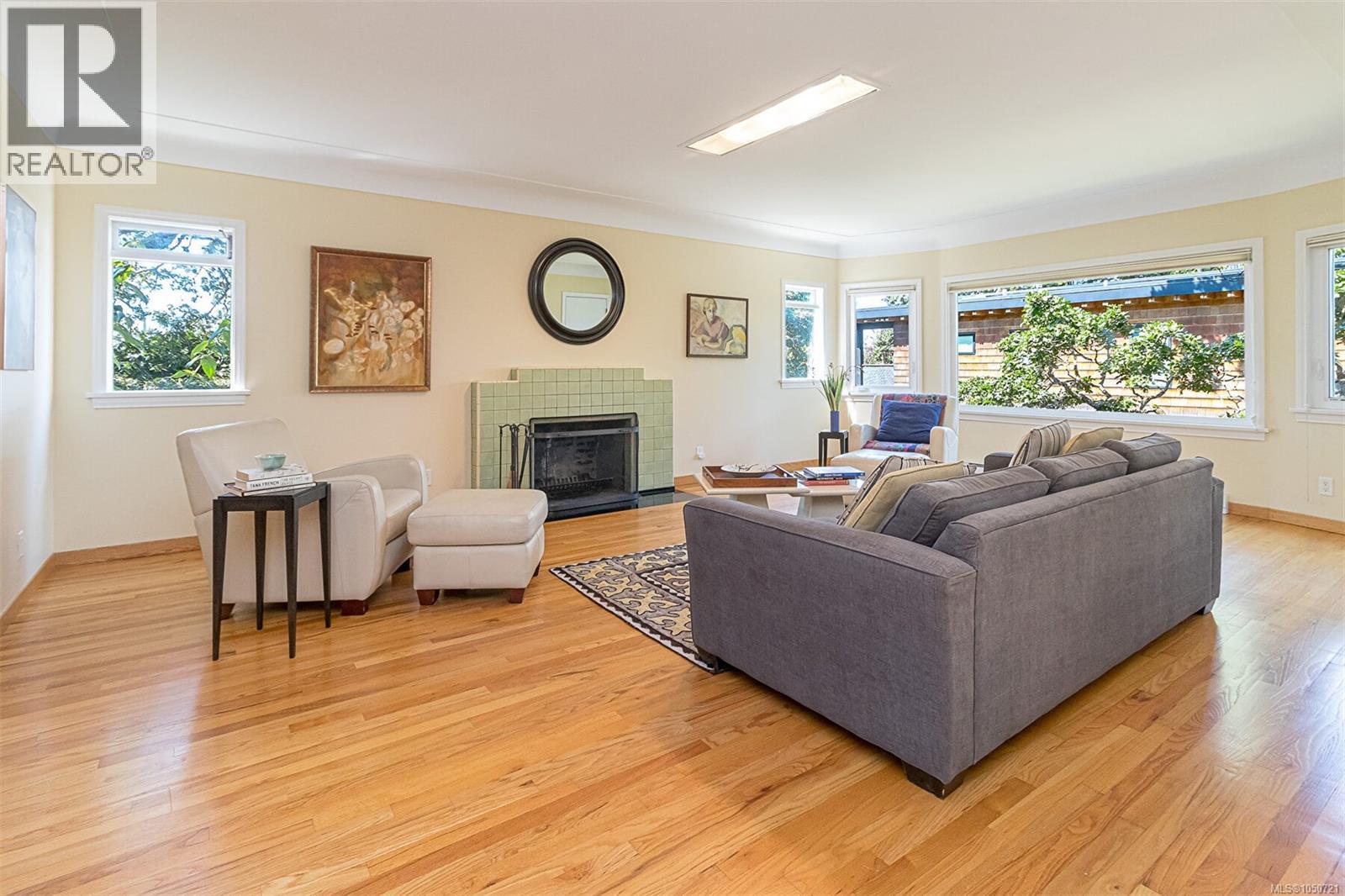 1 Briar Place, Victoria