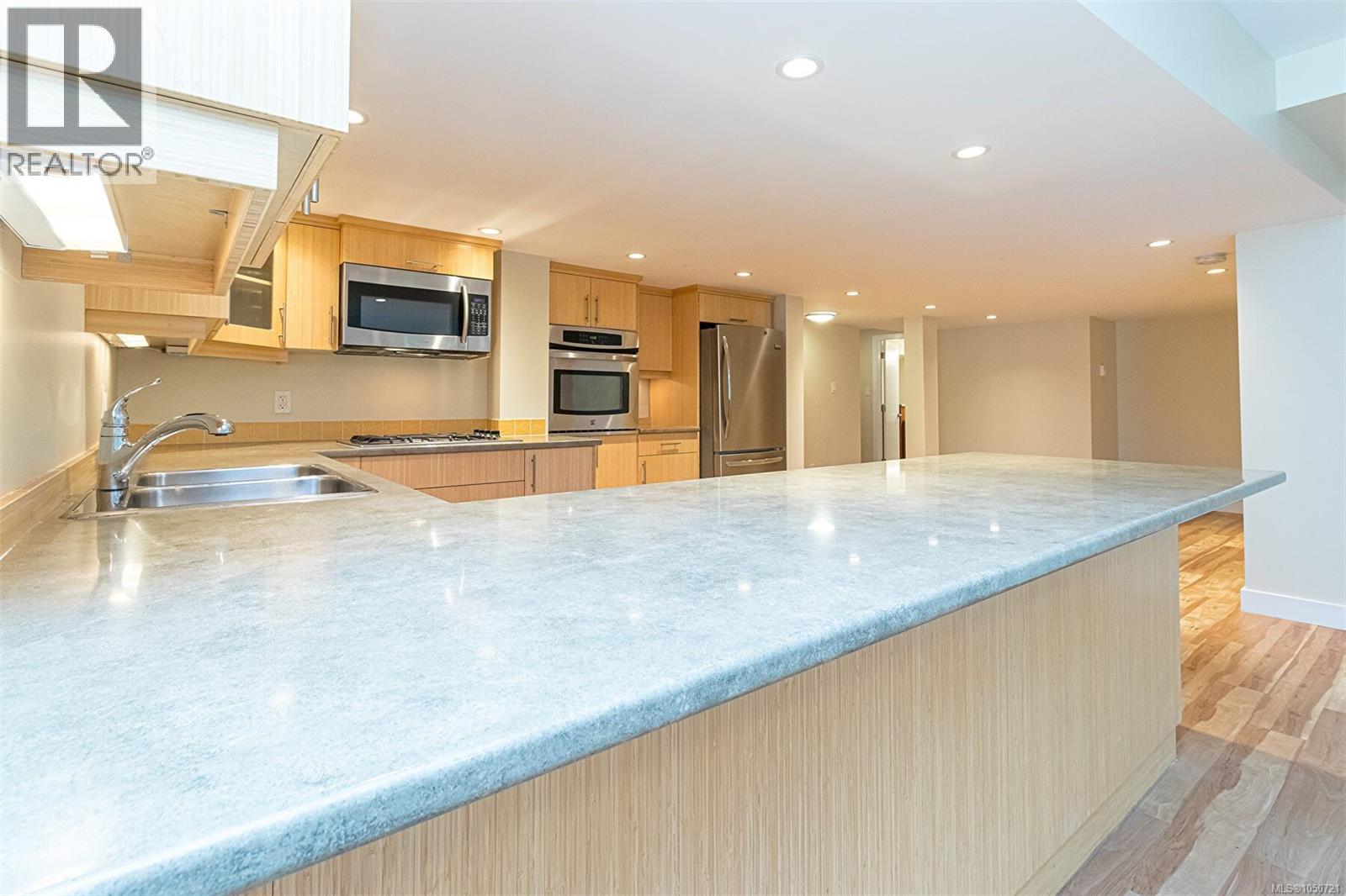  1 Briar Place, Victoria