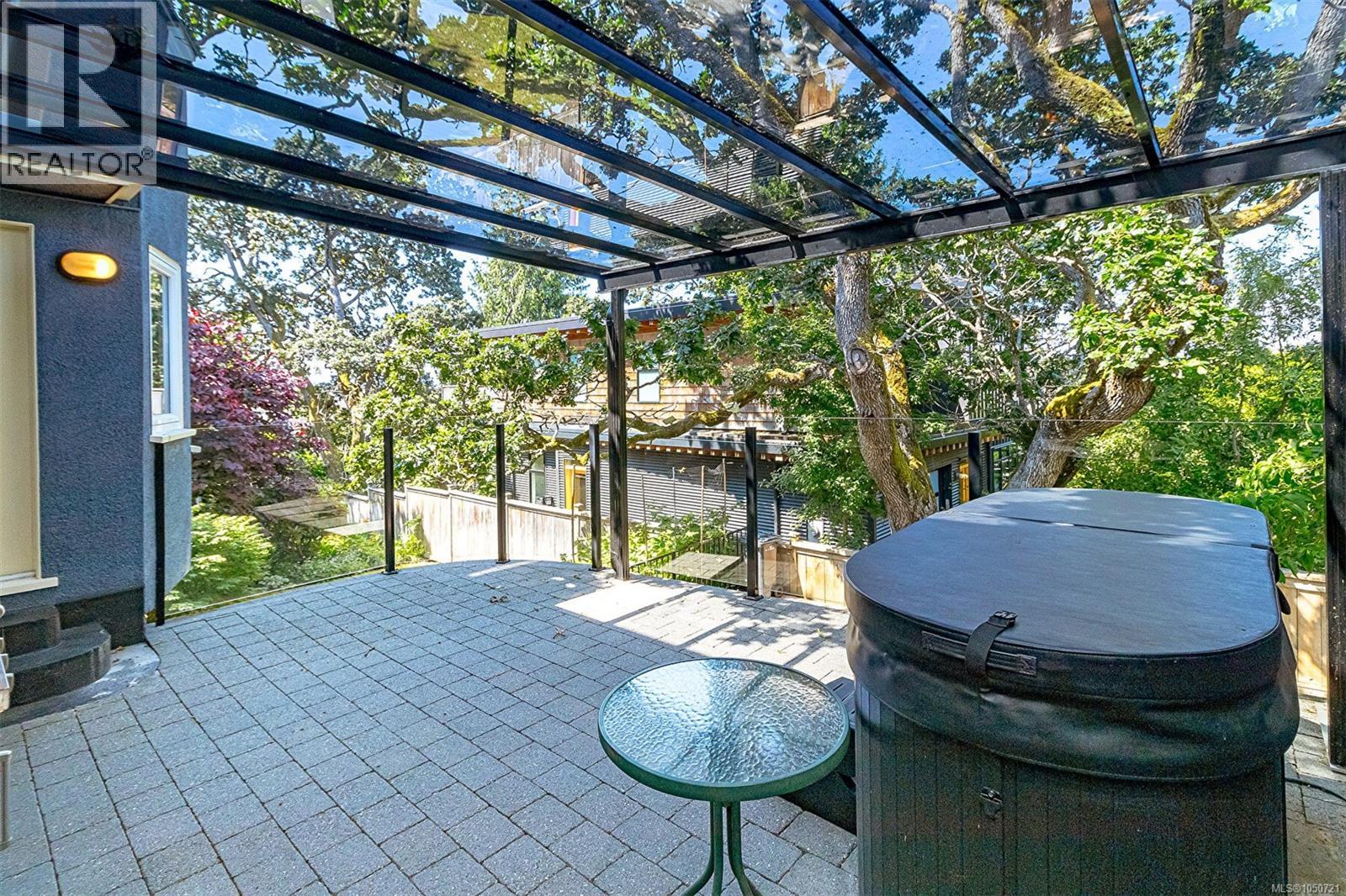  1 Briar Place, Victoria