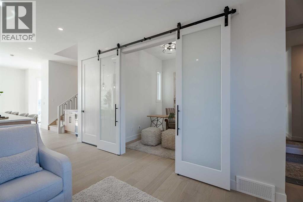 44 Collingwood Place NW - photo 18