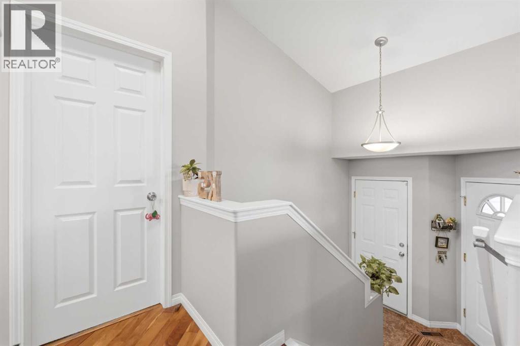 140 Millview Square SW - photo 3