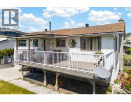 Kitchen - 1106 Maclean Crescent, Cache Creek, BC V0K1H0 Photo 13