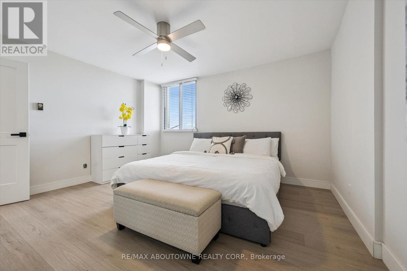 #1006 81 MILLSIDE DRIVE - 14