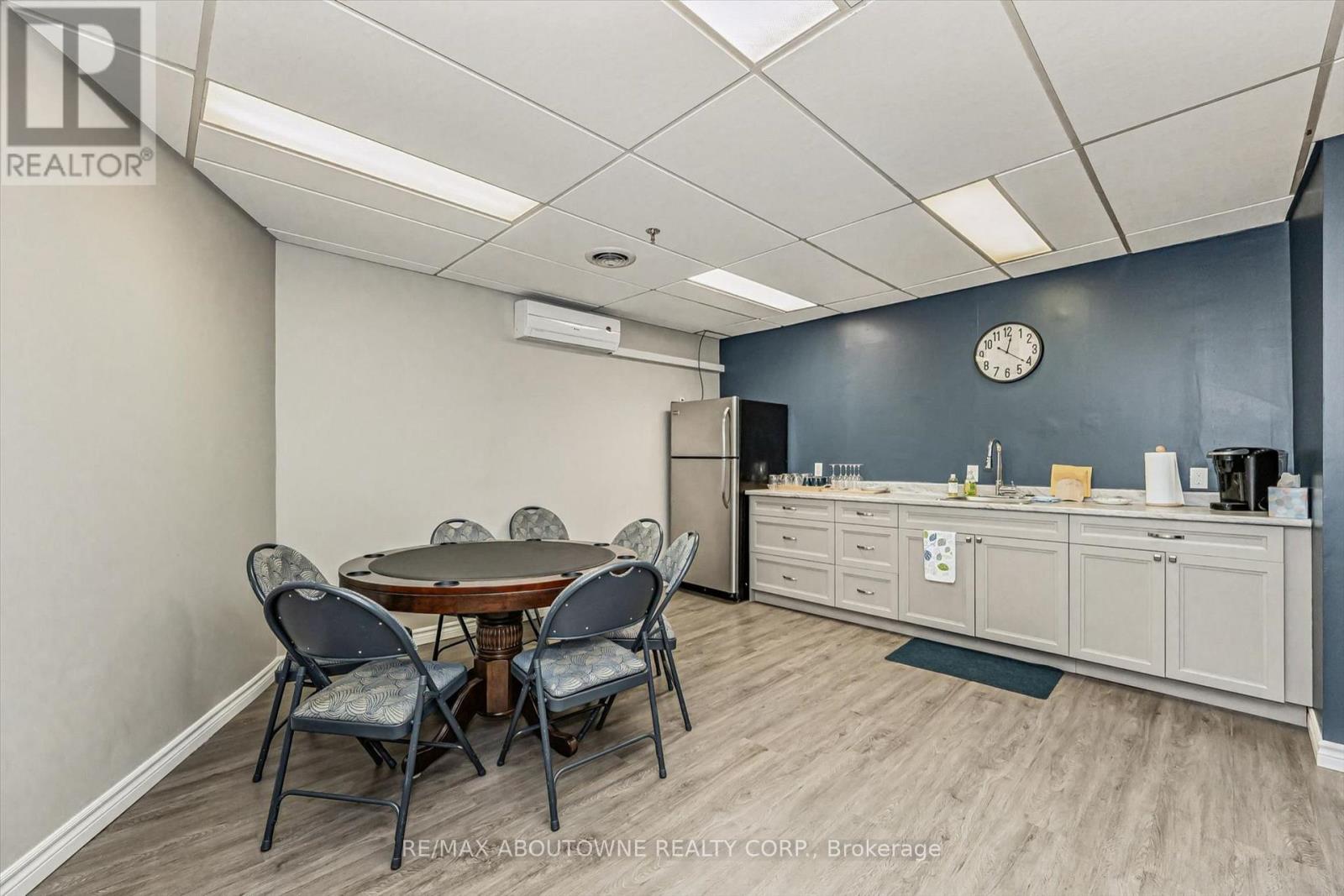 #1006 81 MILLSIDE DRIVE - 26
