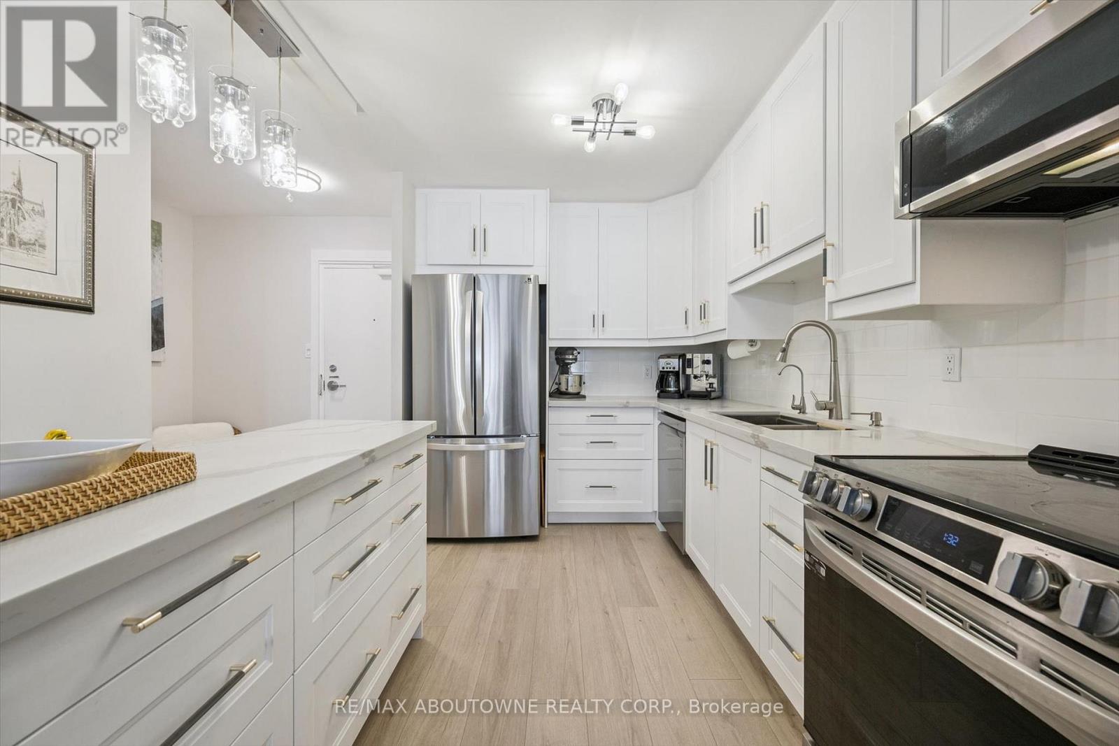 1006 - 81 MILLSIDE DRIVE, Milton (OM Old Milton) — photo 6
